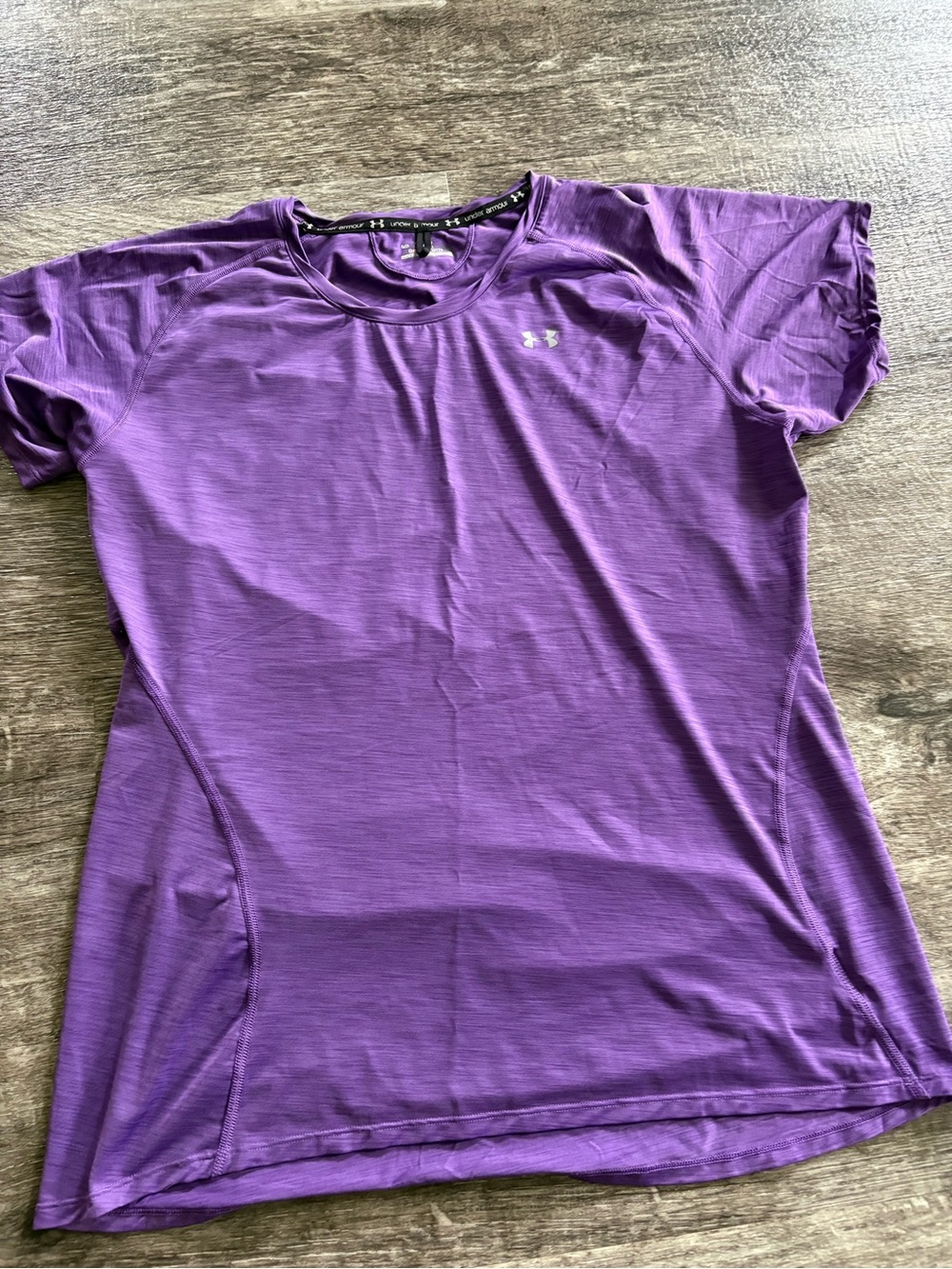 Under Armour Women’s Purple Short Sleeve Performance Tee Heat Gear Size L